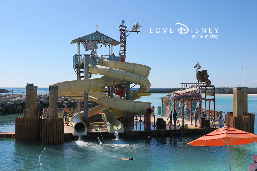 ディズニークルーズ、ウィッシュ号、キャスタウェイ・ケイ、キッズ専用のミニスライダー（その2）