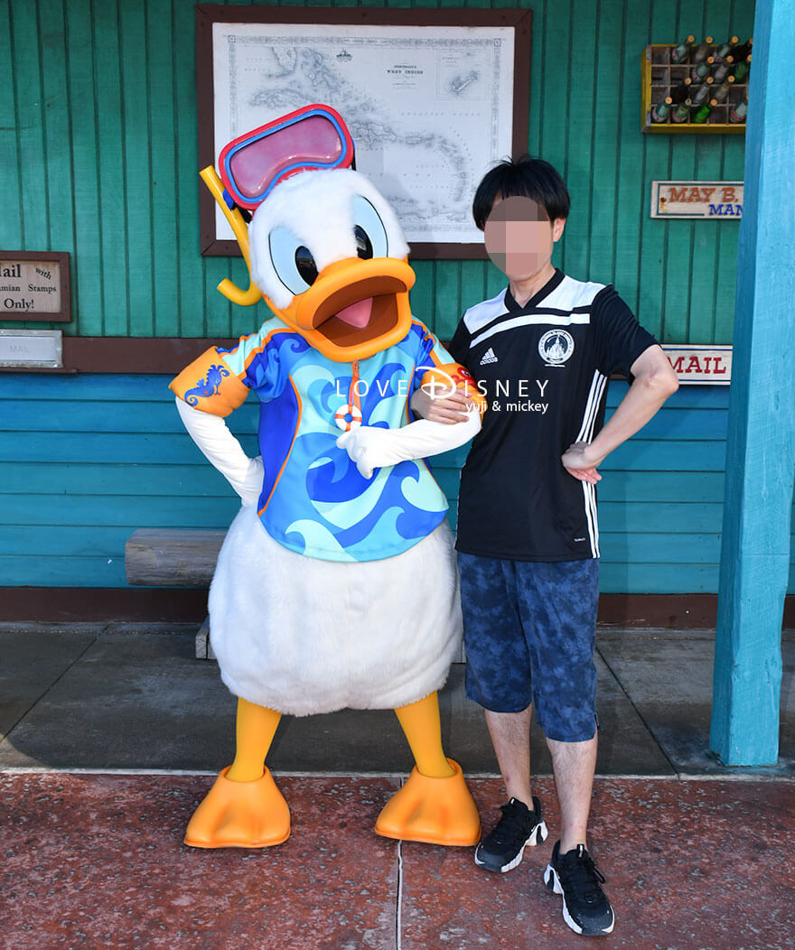 ディズニークルーズ、ウィッシュ号、キャスタウェイ・ケイ、キャラクターグリーティング、ドナルド(ペアショット)