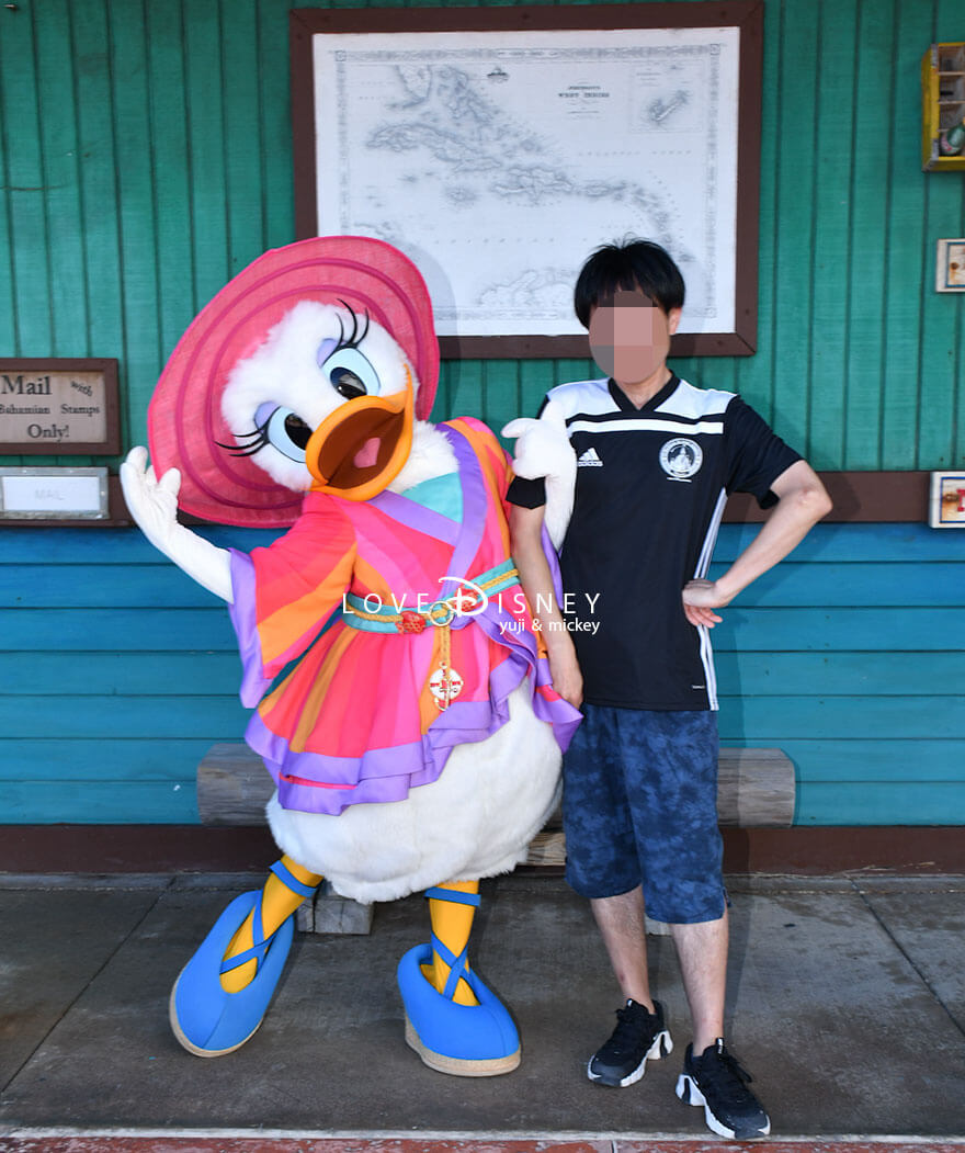 ディズニークルーズ、ウィッシュ号、キャスタウェイ・ケイ、キャラクターグリーティング、デイジー(ペアショット)