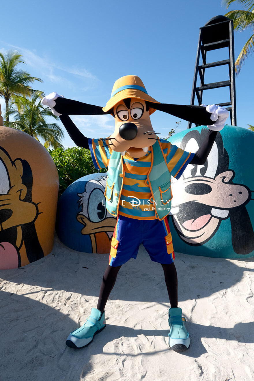 ディズニークルーズ、ウィッシュ号、キャスタウェイ・ケイ、キャラクターグリーティング、グーフィー(ワンショット)