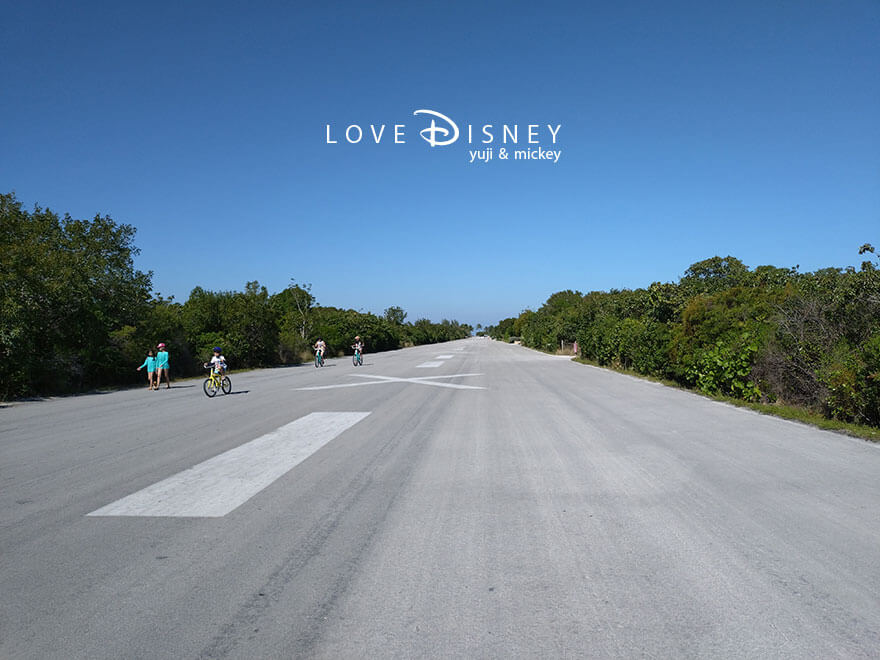 ディズニークルーズ、ウィッシュ号、キャスタウェイ・ケイ、5kmマラソン、コース途中にある滑走路