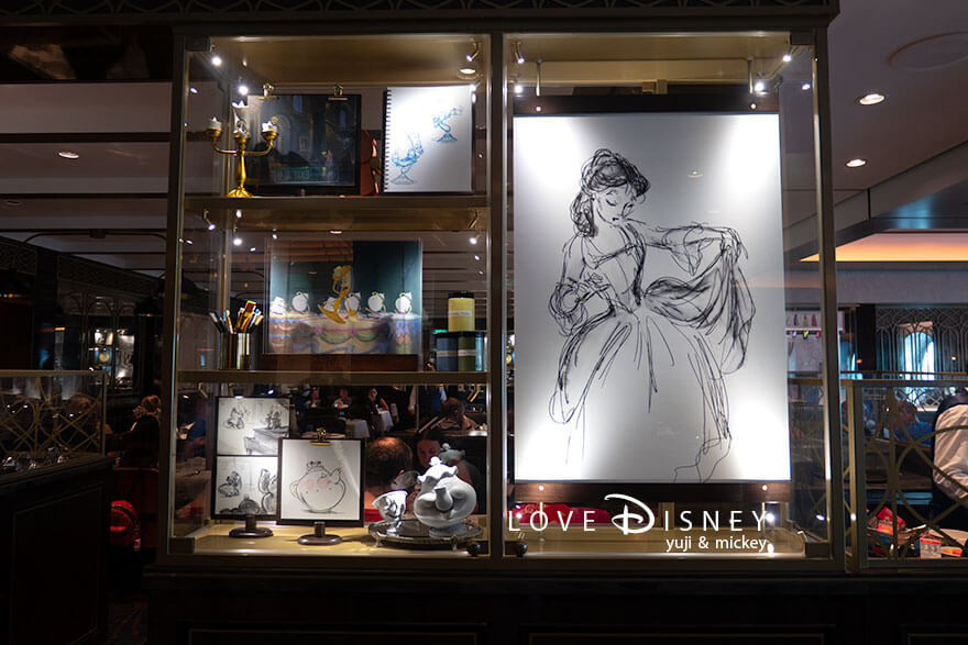 ディズニークルーズ・ウィッシュ号、朝食、レストラン「1923」店内装飾（その12）