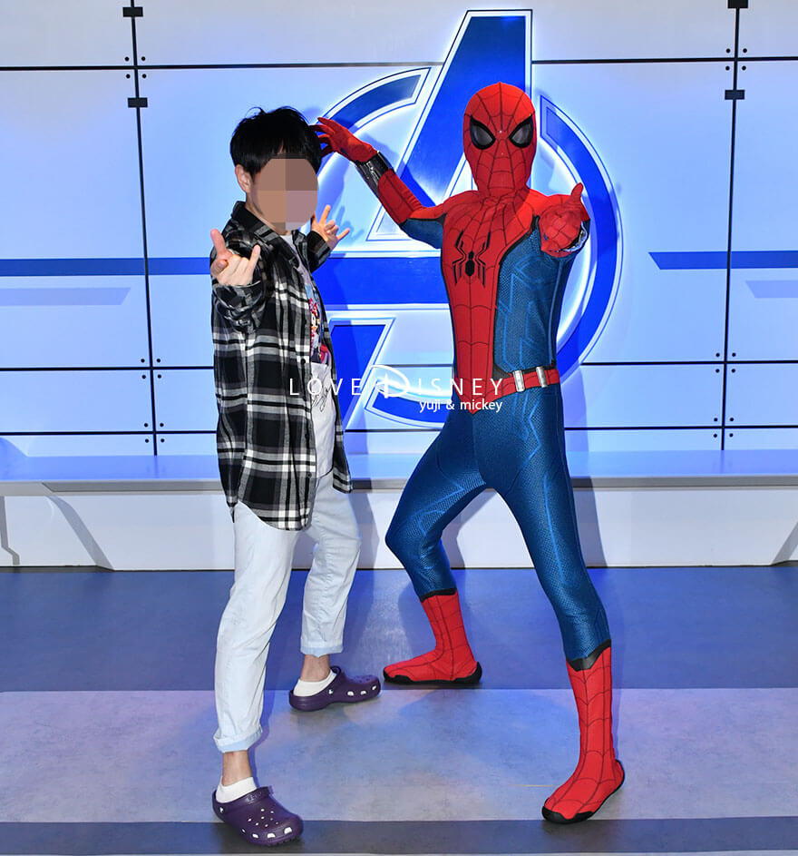 ディズニークルーズ・ウィッシュ号、キャラクターグリーティング、スパイダーマンとのペアショット