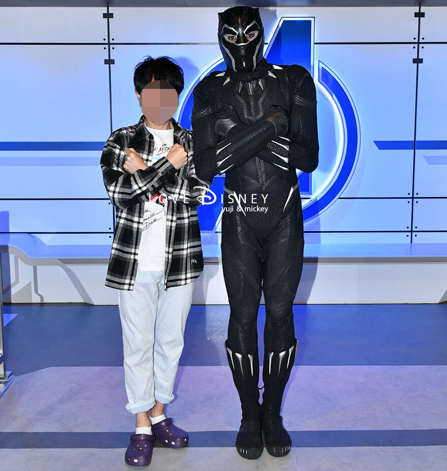 ディズニークルーズ・ウィッシュ号、キャラクターグリーティング、ブラックパンサーとのペアショット