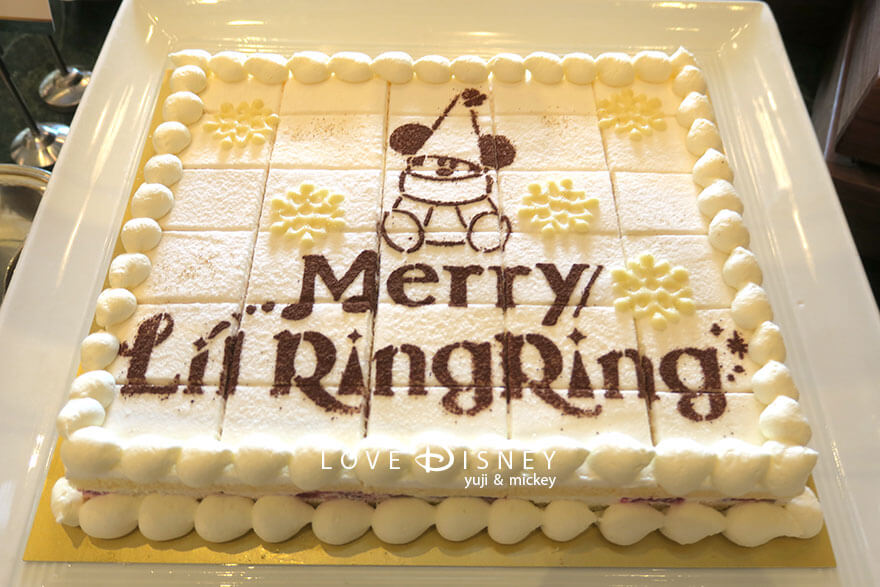 東京ディズニーランドホテル、シャーウッドガーデン・レストラン「ディズニー・クリスマス2025、スペシャルブッフェ」デザート（ストロベリーショートケーキ）