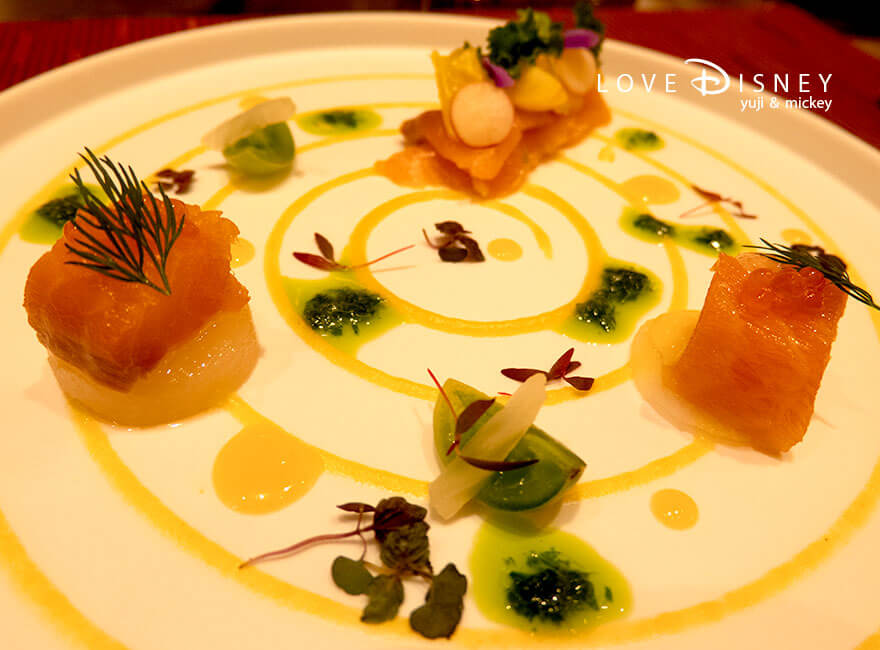 ディズニーアンバサダーホテル、エンパイア・グリル「ディズニー・クリスマス2025、スペシャルディナー」前菜（その2）