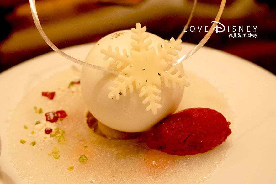 ディズニーアンバサダーホテル、エンパイア・グリル「ディズニー・クリスマス2025、スペシャルディナー」デザート（その3）