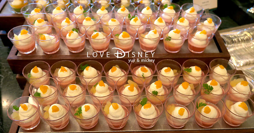 東京ディズニーランドホテル、シャーウッドガーデン・レストラン「イヤーエンド＆ニューイヤー」デザート（リンゴゼリー）