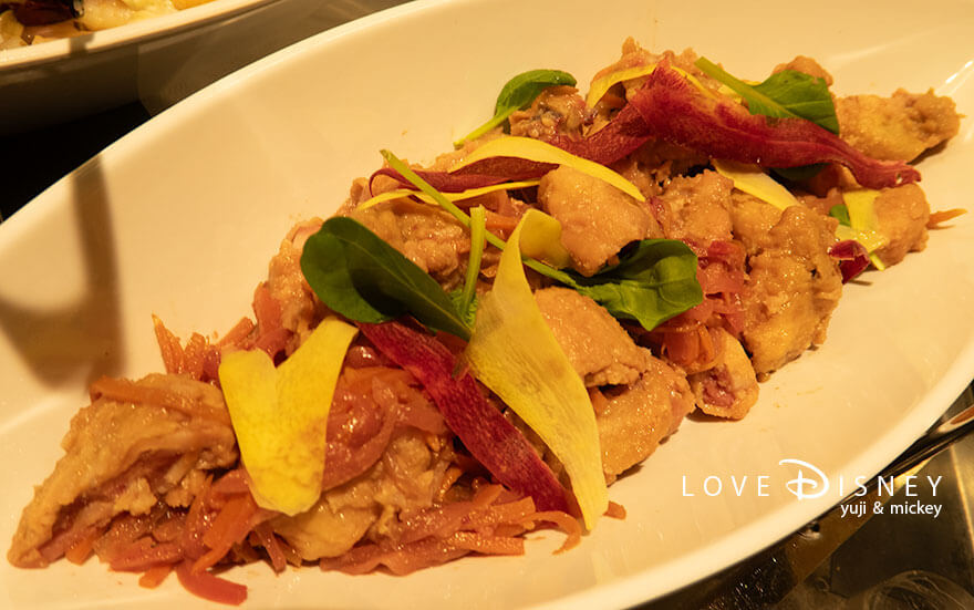 ディズニーアンバサダーホテル、シェフ・ミッキー、イヤーエンド&ニューイヤースペシャルディナーブッフェ、冷たい料理(白身魚のエスカベッシュ)
