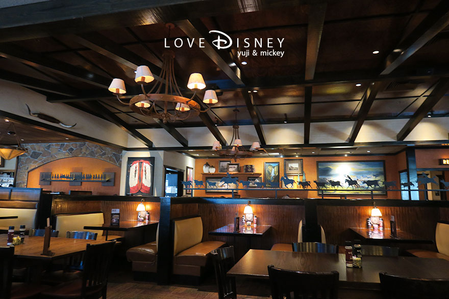 ディズニー・クルーズ・ウィッシュ号、4泊5日バハマコース、ロングホーンステーキハウス、店内