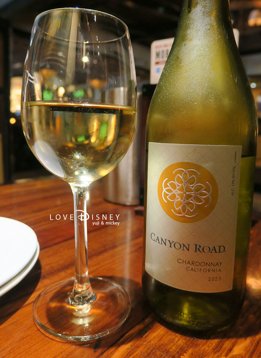 ディズニー・クルーズ・ウィッシュ号、4泊5日バハマコース、ロングホーンステーキハウス、白ワイン