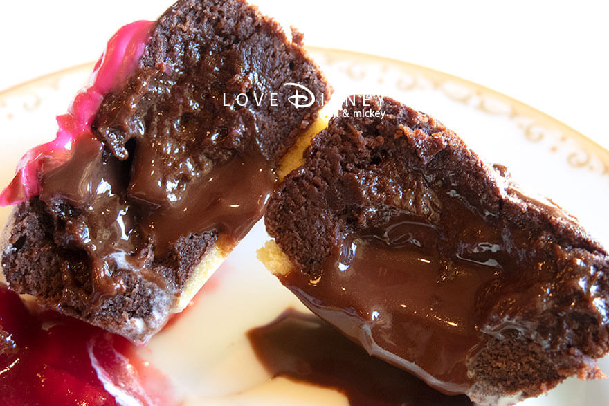 東京ディズニーランドホテル、シャーウッドガーデン・レストラン「ディズニー・パルパルーザ、ミニーのファンダーランド、ブッフェ」デザート（フォンダンショコラ）