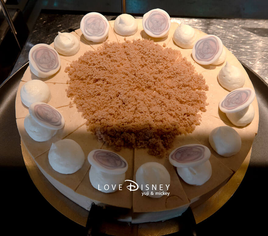 ホテルミラコスタ、オチェーアノ「ダッフィー＆フレンズのハートフェルト・レターズ・オブ・フレンドシップ、ブッフェ」デザート（紅茶のムース）