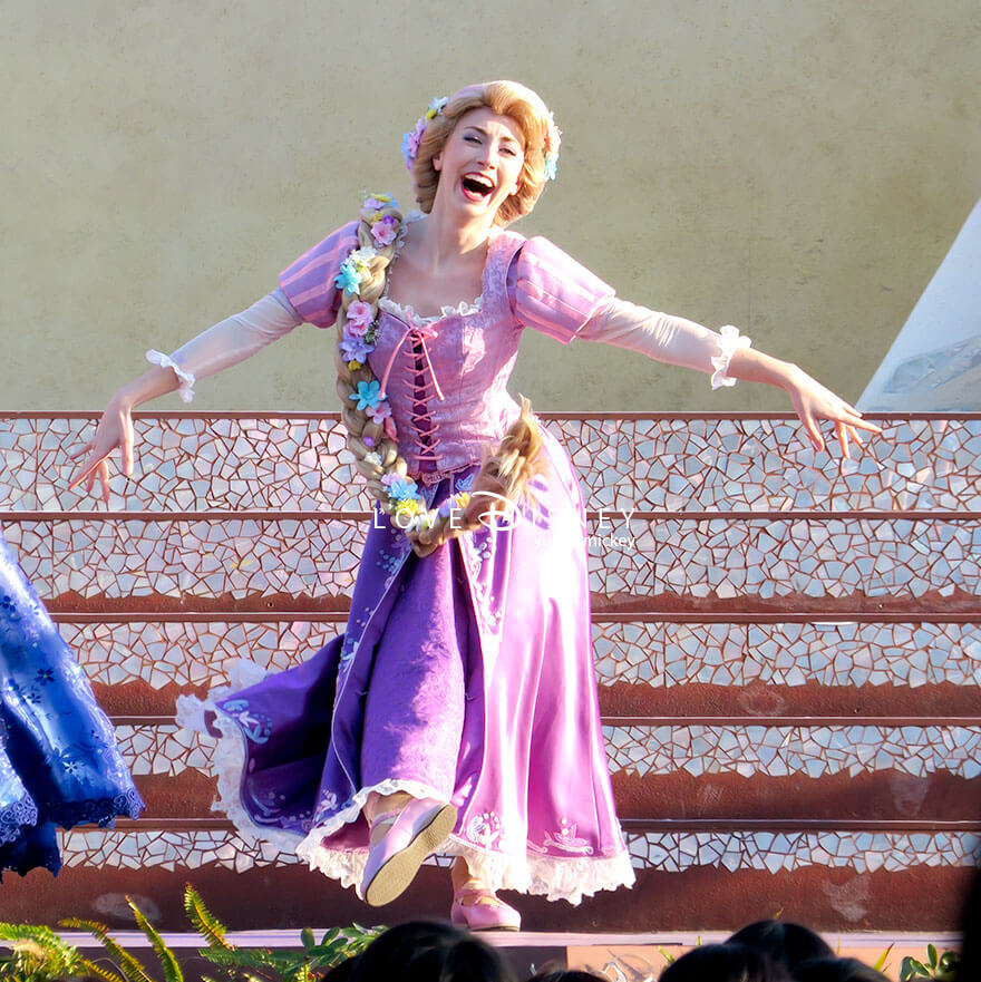 東京ディズニーシー開園25周年エンターテイメント「ダンス・ザ・グローブ！」ラプンツェル（その1）