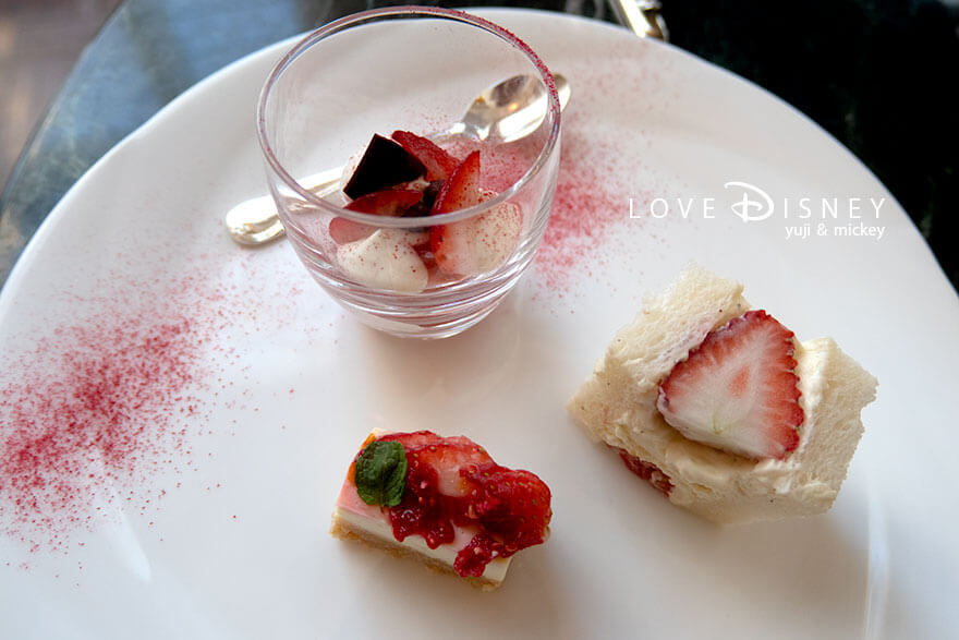 東京ディズニーランドホテル、ドリーマーズ・ラウンジ、「ディズニー・パルパルーザ2026、ミニーのファンダーランド、スペシャルセット」サンドウィッチ＆オードヴル（その1）