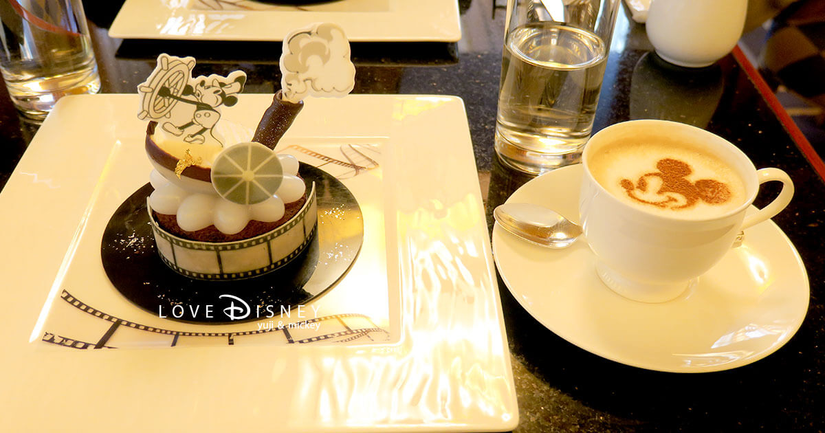 【実食】再現度が凄すぎる！ハイピリオン・ラウンジの「蒸気船ウィリー」ケーキに感動