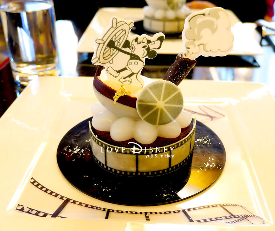 ディズニーアンバサダーホテル、ハイピリオン・ラウンジ、ハイピリオン・ケーキセットシリーズ(蒸気船ウィリー)