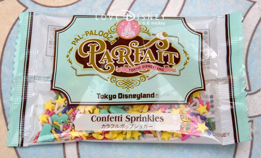 東京ディズニーランド、「ディズニー・パルパルーザ、ヴァネロペのスウィーツ・ポップ・ワールド」グルメ、アイスクリームコーン（パルパルーザ・パルフェ）カラフルポップシュガー