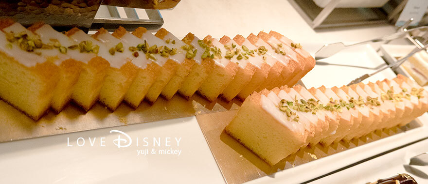 東京ディズニーシー・ホテルミラコスタ「オチェーアノ」ブッフェ、デザート（レモンパウンドケーキ）