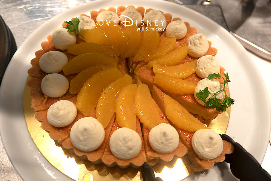 東京ディズニーシー・ホテルミラコスタ「オチェーアノ」ブッフェ、デザート（オレンジタルト）