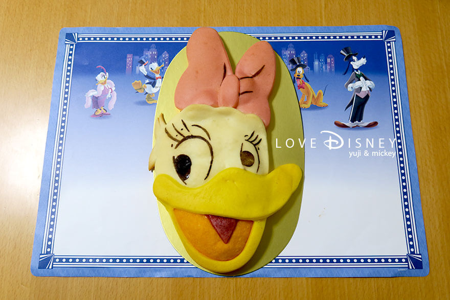 ディズニーアンバサダーホテル「チックタック・ダイナー」スペシャルブレッド（デイジー）