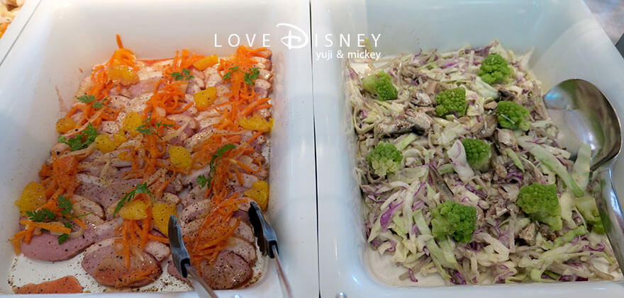 オチェーアノ TDS25周年ブッフェ 鴨と人参のサラダ オイルサーディンとキャベツのマリネ