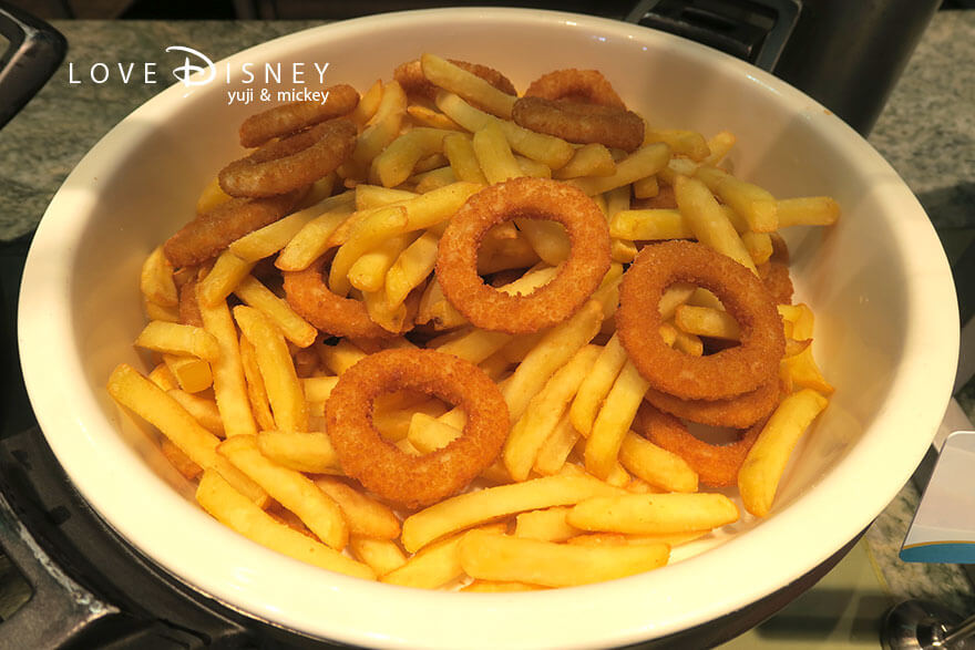 オチェーアノ TDS25周年ブッフェ フライドポテトとオニオンリング