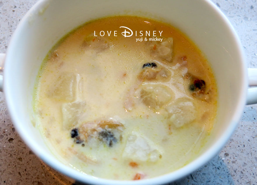 オチェーアノ TDS25周年ブッフェ クラムチャウダー