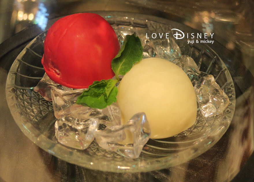 オチェーアノ TDS25周年ブッフェ グリオットチェリージェラート バニラジェラート