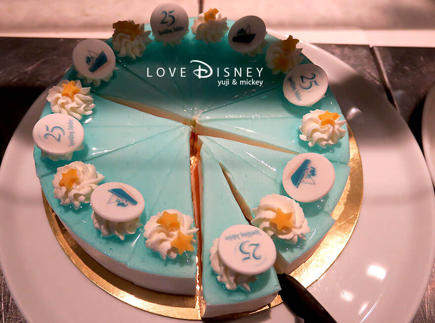 オチェーアノ TDS25周年ブッフェ ヨーグルトとマンゴーのムース