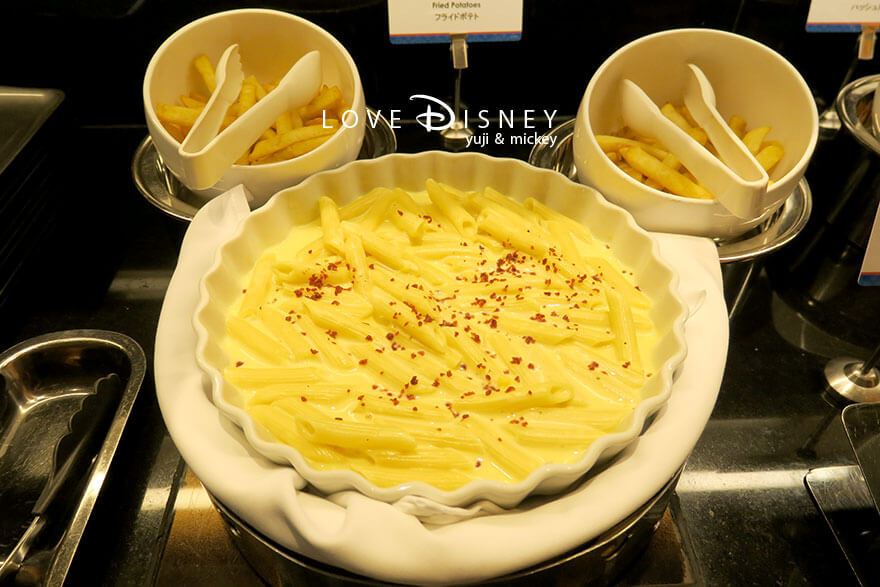 シェフ・ミッキー スパークリング・ジュビリーブッフェ パスタカルボナーラ フライドポテト