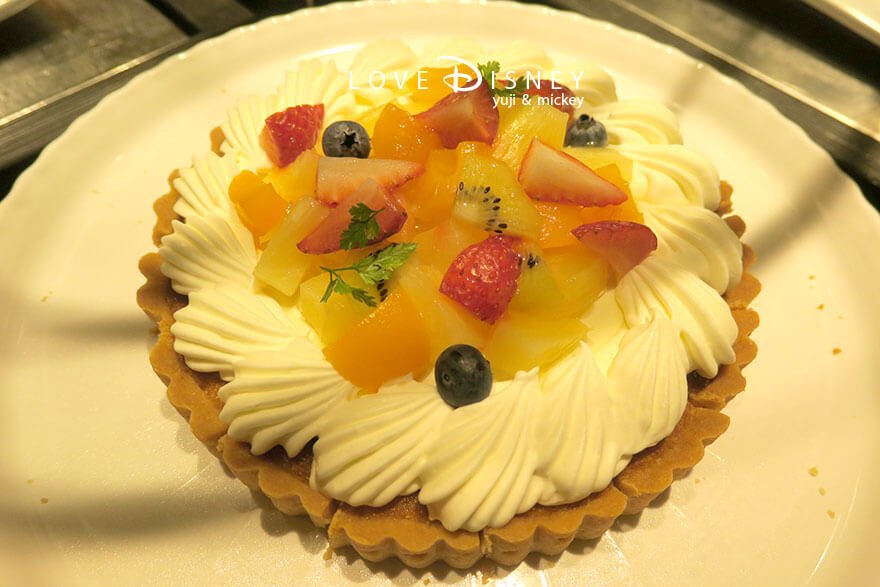 シェフ・ミッキー スパークリング・ジュビリーブッフェ フルーツタルト