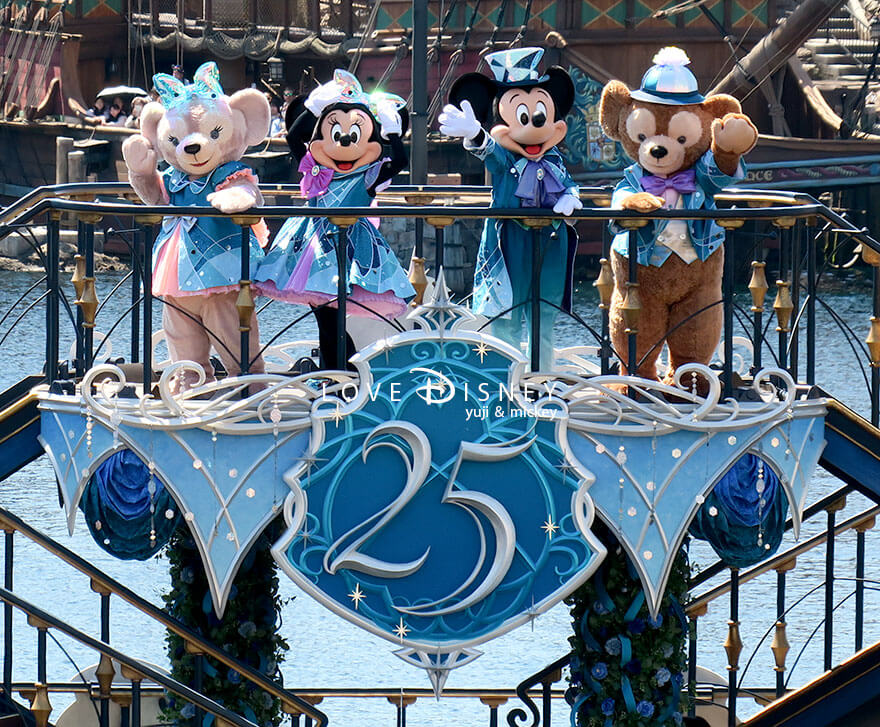 オチェーアノのテラス TDS25周年 スパークリング・ジュビリー・セレブレーション ミニーのリボン持ちポーズ