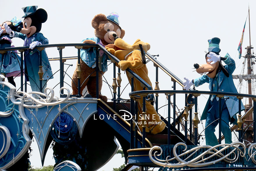 ミッキー広場 TDS25周年 スパークリング・ジュビリー・セレブレーション 鑑賞エリア ダッフィーとプルートのキス