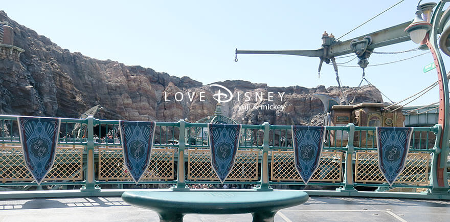 ミステリアスアイランド TDS25周年 スパークリング・ジュビリー デコレーション タペストリー（全体）