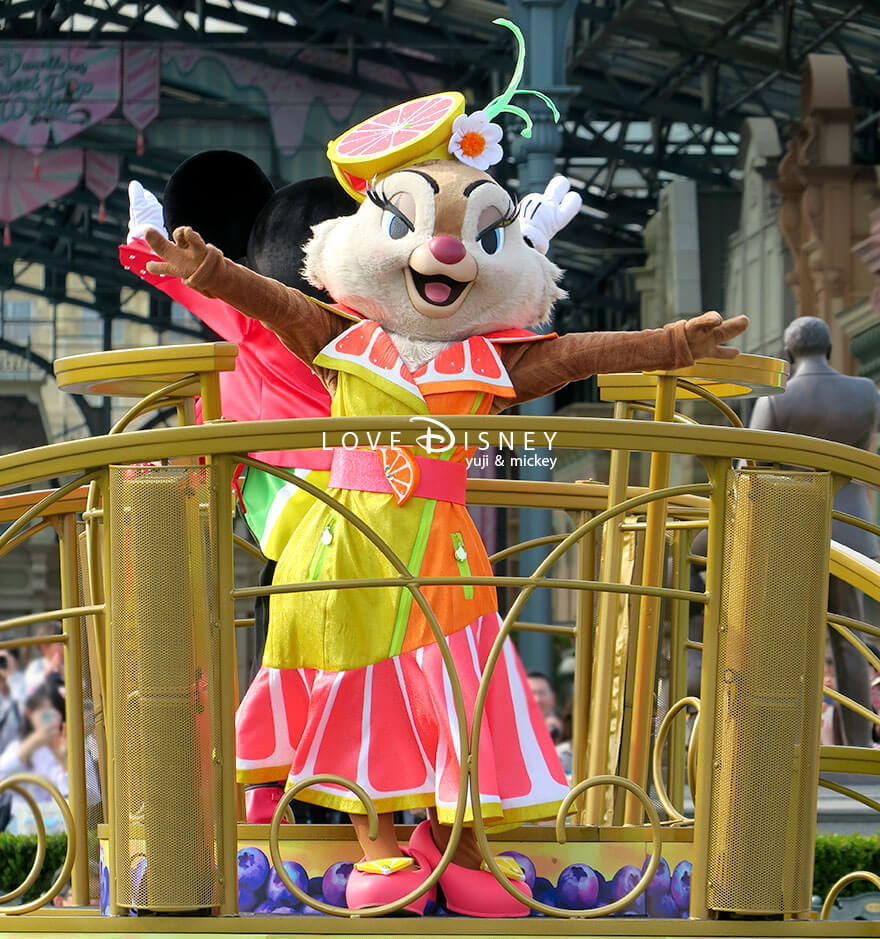 TDL プラザ イッツ・ア・スウィーツフルタイム！ ミッキーフロート停止位置 クラリス（その3）