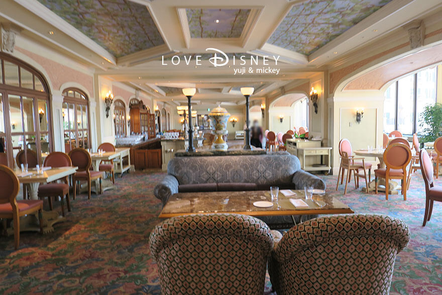 東京ディズニーシー・ホテルミラコスタ ベッラヴィスタ・ラウンジ TDS25周年 店舗内