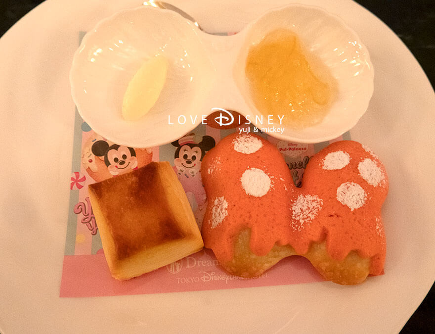 ディズニー・パルパルーザ ヴァネロペのスウィーツ・ポップ・ワールド スペシャルセット ドリーマーズ・ラウンジ スコーン＆ブレッド（その1）