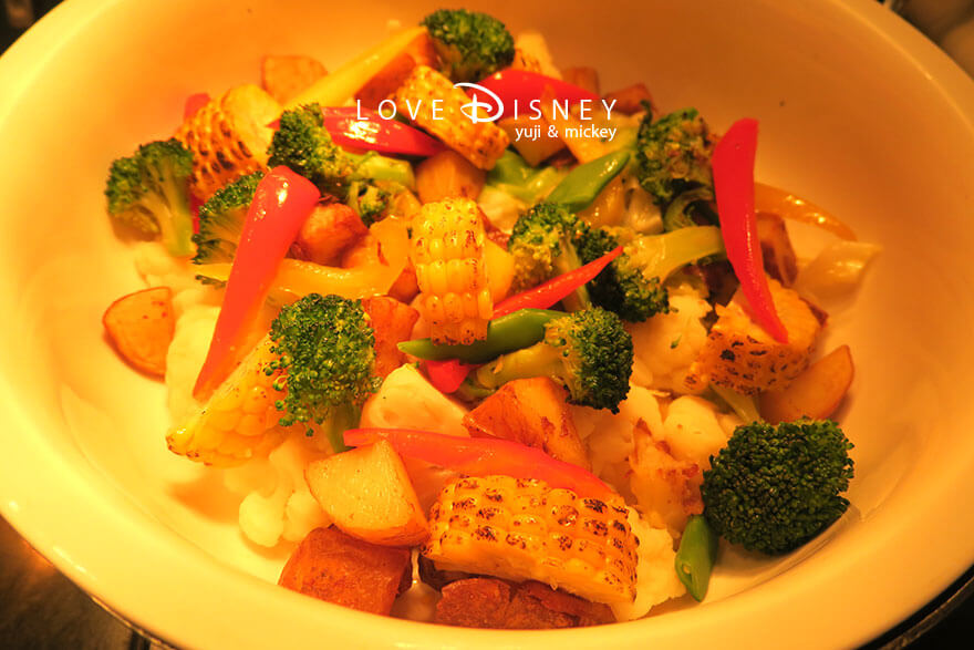 ハローハローサマー！ シャーウッドガーデン・レストラン 温かい料理（温野菜）