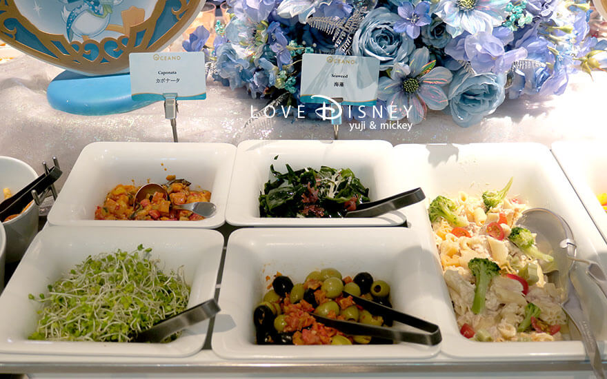TDS25周年 オチェーアノ スパークリング・ジュビリーブッフェ 冷たい料理(カポナータ、海藻、スプラウト、セミドライトマトとオリーブ、ツナショートパスタ)