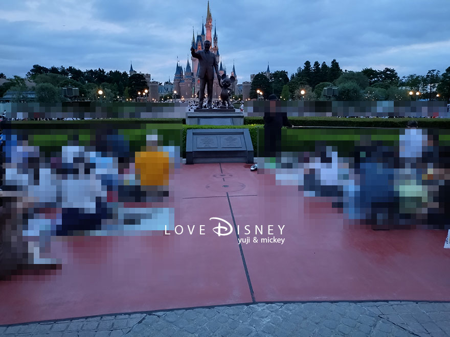 TDL エンターテイメント リーチフォーザスターズ ショー待ちの状況