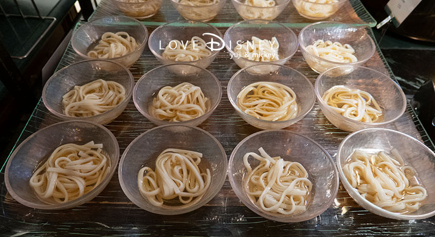 シャーウッドガーデン・レストラン 朝食 冷たい料理(うどん)