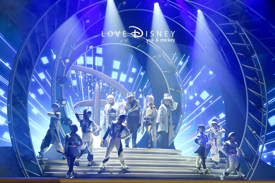 東京ディズニーランド ショーベース The D-Groovationz4 Live: Happy! Funky! Groovy! Tour オープニング（その2）
