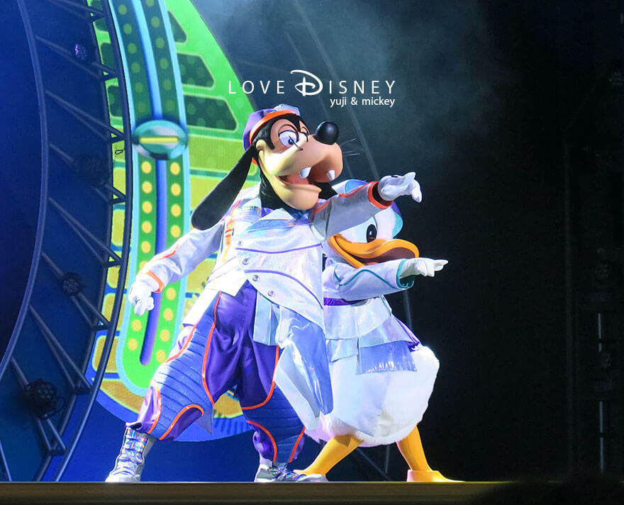 東京ディズニーランド ショーベース The D-Groovationz4 Live: Happy! Funky! Groovy! Tour ドナルドとグーフィーのライブシーン