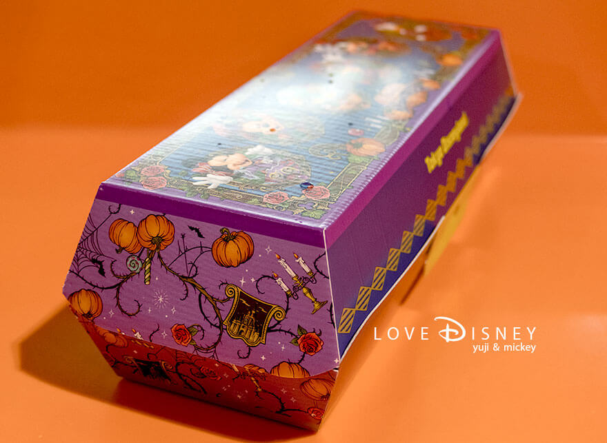 ディズニー・ハロウィーン2026 TDL グルメ リフレッシュメントコーナー スペシャルホットドッグの箱(側面)