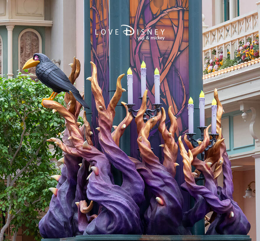 ディズニー・ハロウィーン2026 TDL デコレーション ワールドバザール内