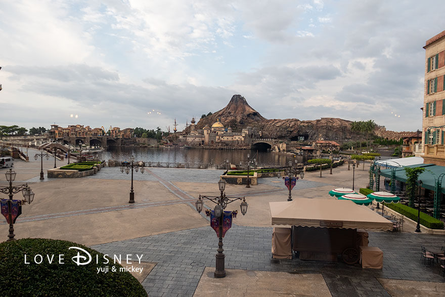 東京ディズニーシー・ホテルミラコスタ ベッラヴィスタ・ラウンジ 朝食 窓側1列目の席（その1）