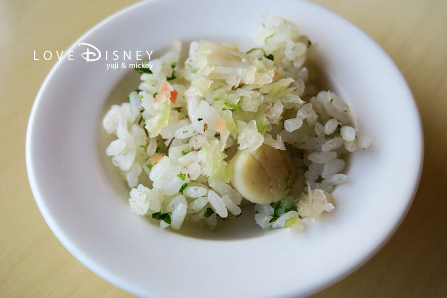 ベッラヴィスタ・ラウンジ 朝食 温かい料理（イタヤ貝と生海苔のピラフ）