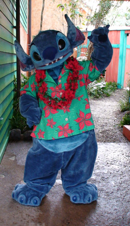 スティッチ対決！日本VS米！