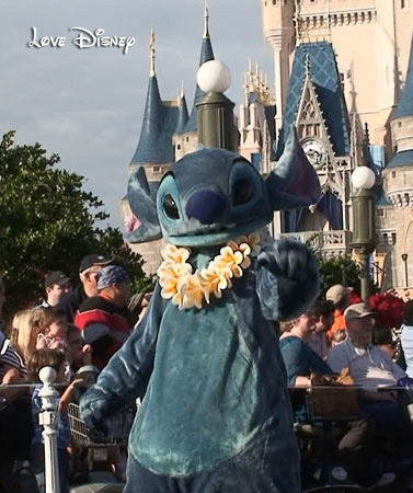 アメリカのスティッチ登場！ディズニー・ドリーム・カム・トゥルー・パレード